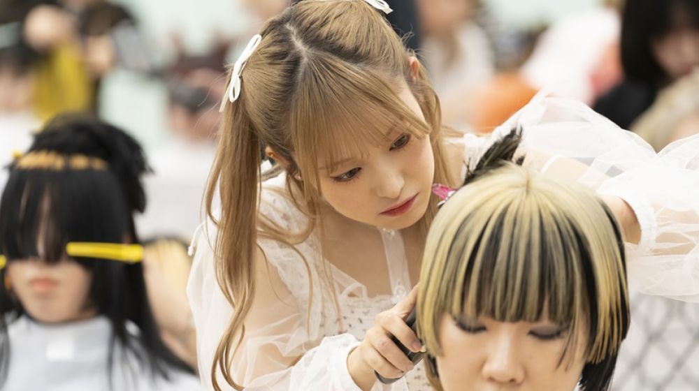 日本美容専門学校