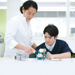 新東京歯科技工士学校