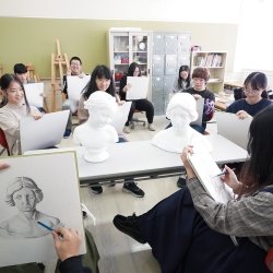 憧れの未来を日本総合ビジネス専門学校で見つけよう!