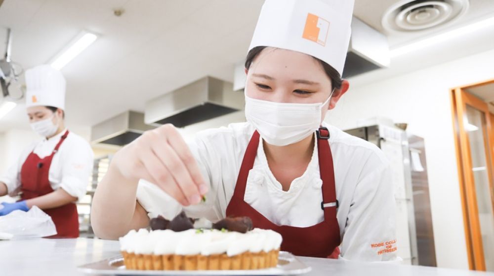 神戸製菓専門学校